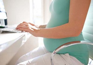 Dès que vous apprenez votre grossesse, il faut annoncer votre état à votre employeur au travail.