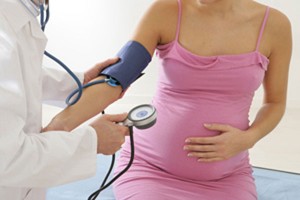 Calendrier des examens médicaux de la grossesse par trimestre